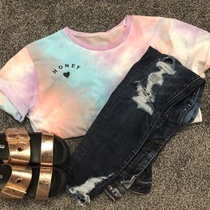 HONEY 🍯  tie dye tee shirt: NWOT